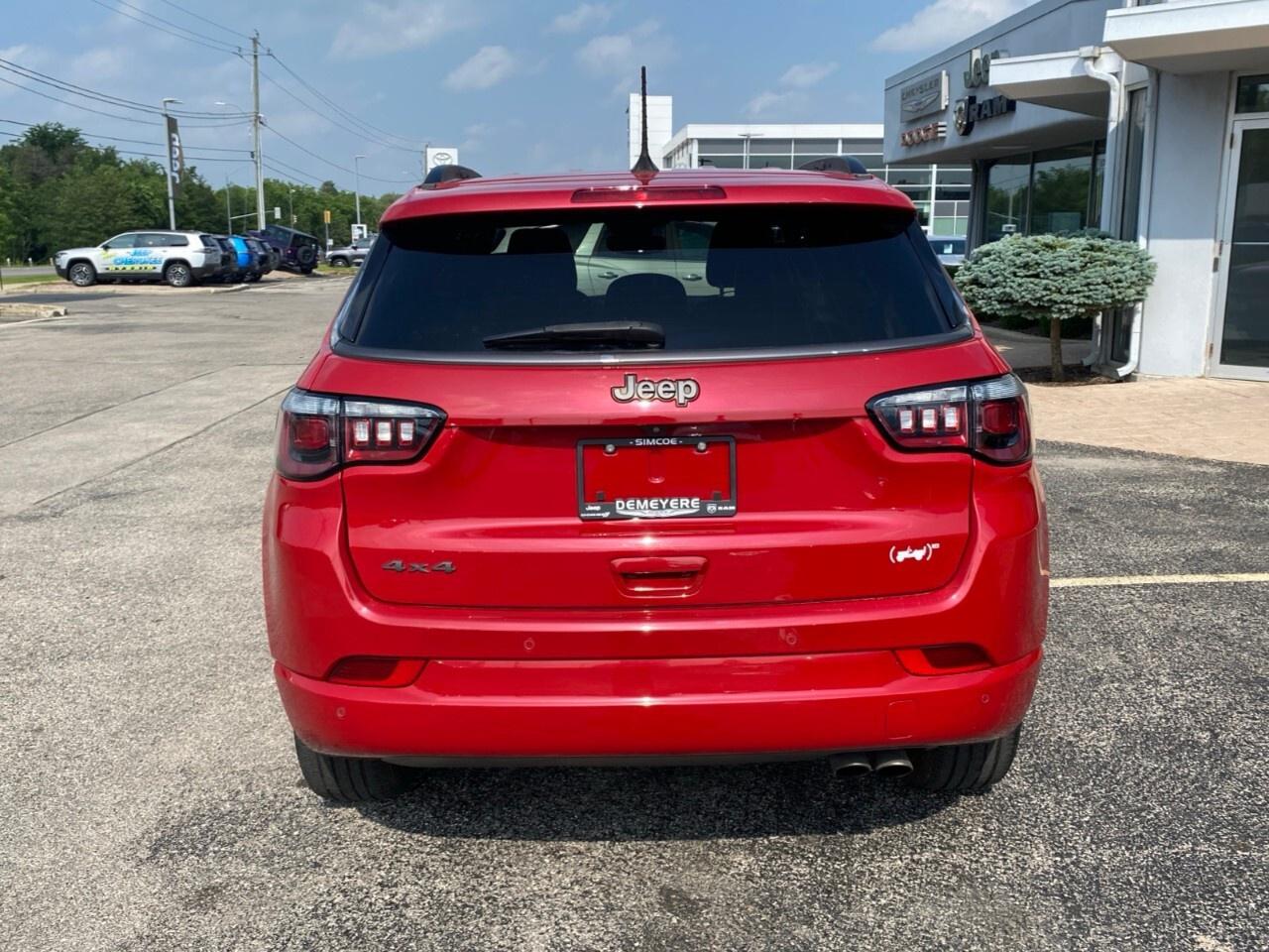 2022 Jeep Compass (RED) Edition 4X4 Photo3