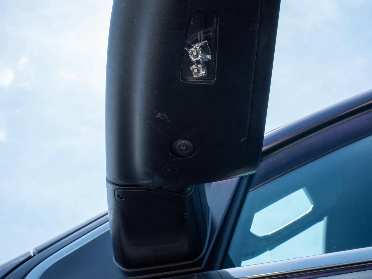 2020 RAM 1500 Limited - Cross-Traffic Alert   Heated Rear Seats Photo