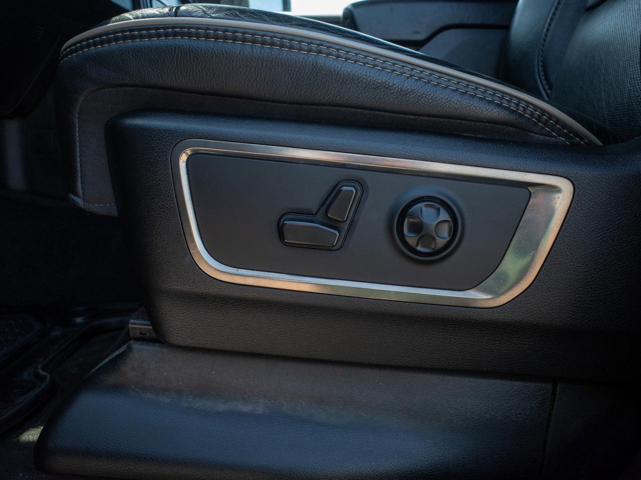 2020 RAM 1500 Limited - Cross-Traffic Alert   Heated Rear Seats Photo