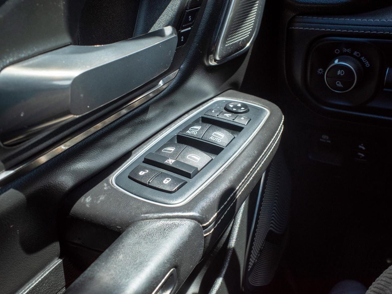 2020 RAM 1500 Limited - Cross-Traffic Alert   Heated Rear Seats Photo