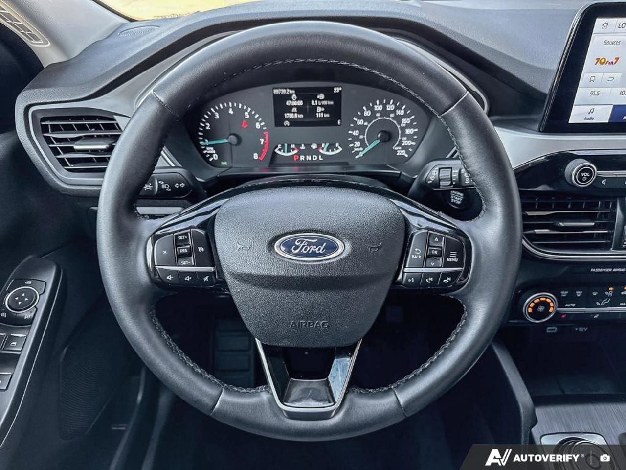 2022 Ford Escape SE   200A   COLD WEATHER PACKAGE   SE SPORT Photo