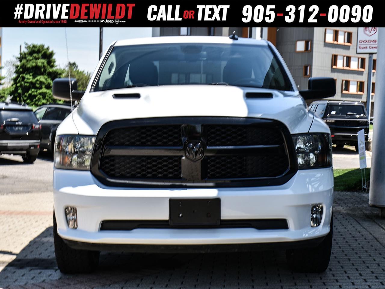 2021 RAM 1500 Classic EXPRESS   HEMI ENGINE   HEATED SEATS + WHEEL Photo4