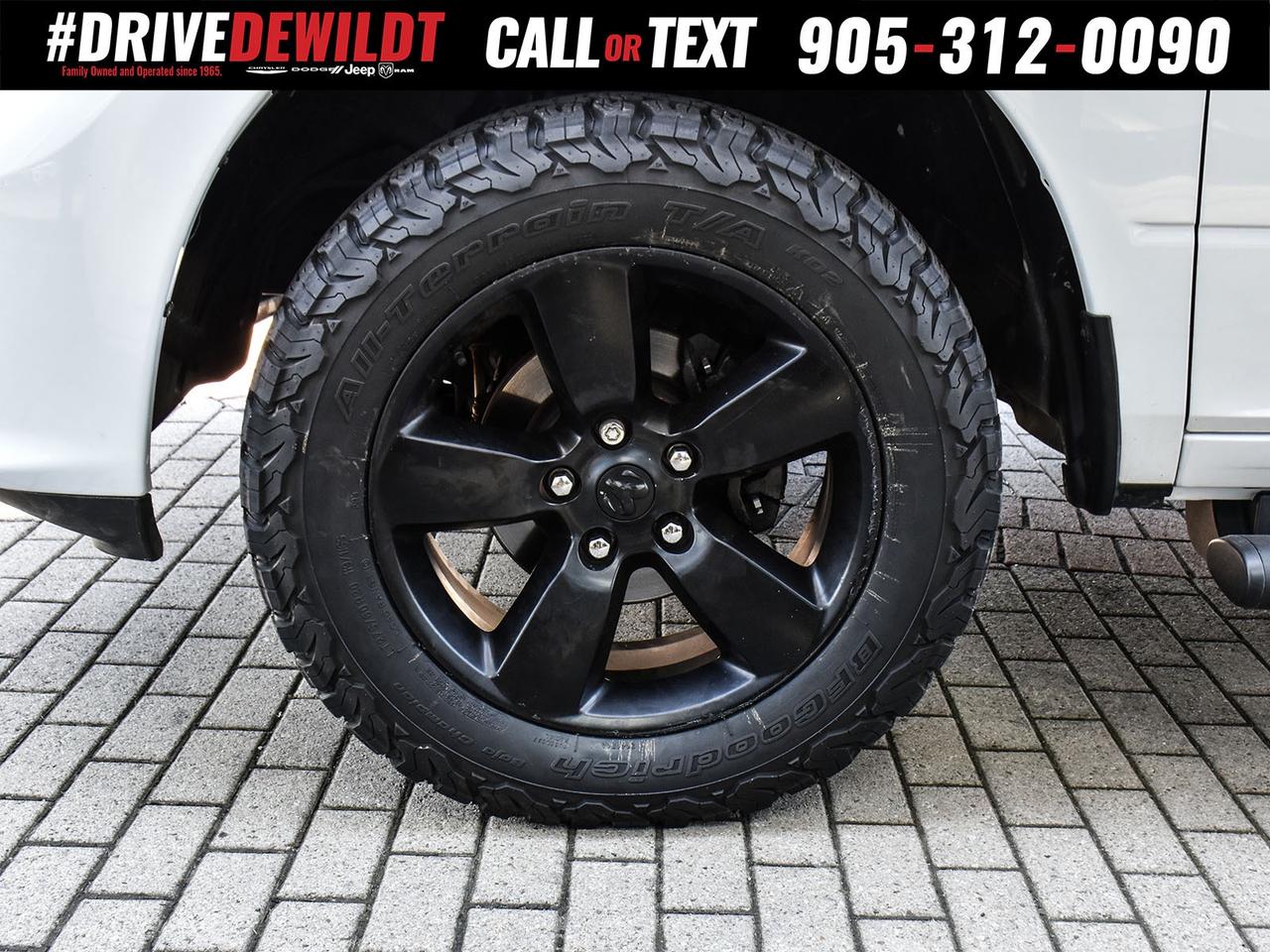 2021 RAM 1500 Classic EXPRESS   HEMI ENGINE   HEATED SEATS + WHEEL Photo
