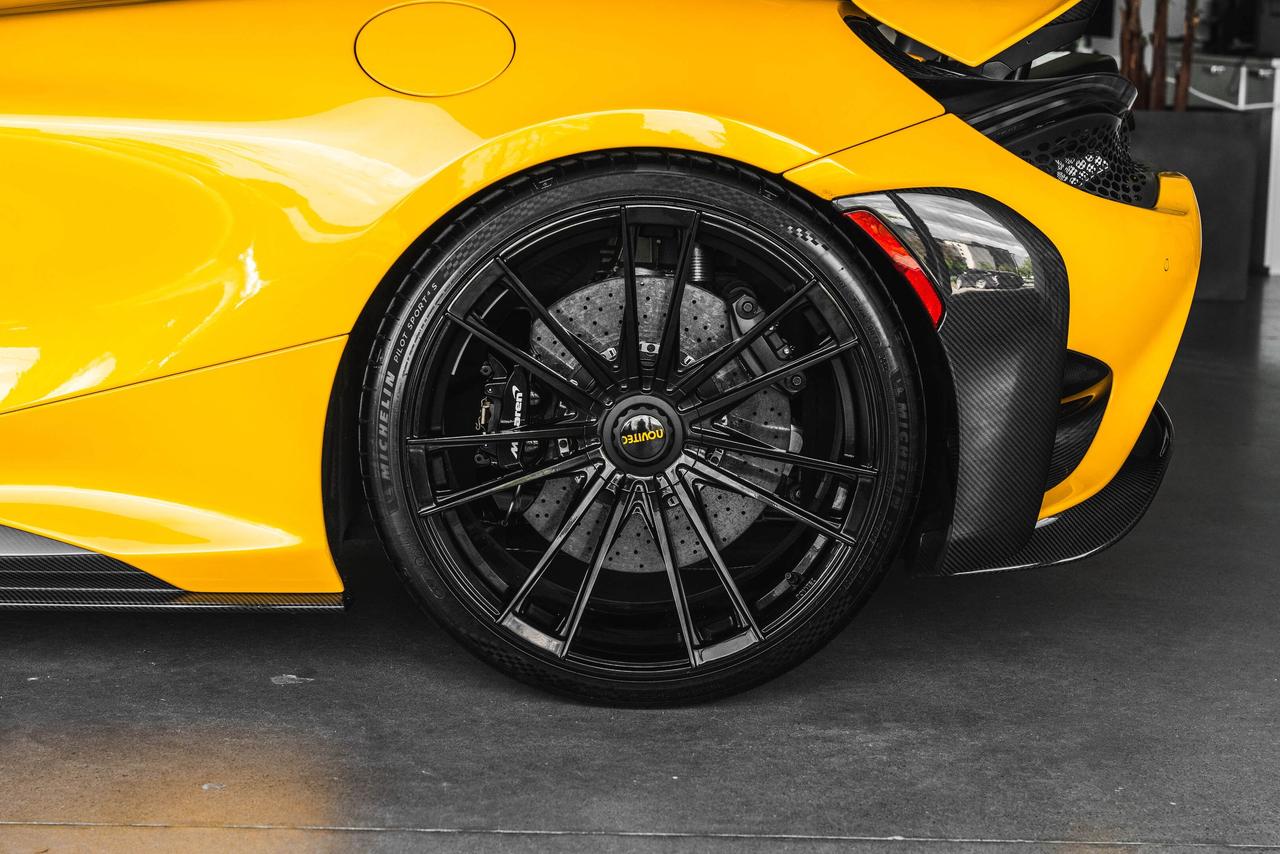 2022 McLaren 765LT Spider Photo