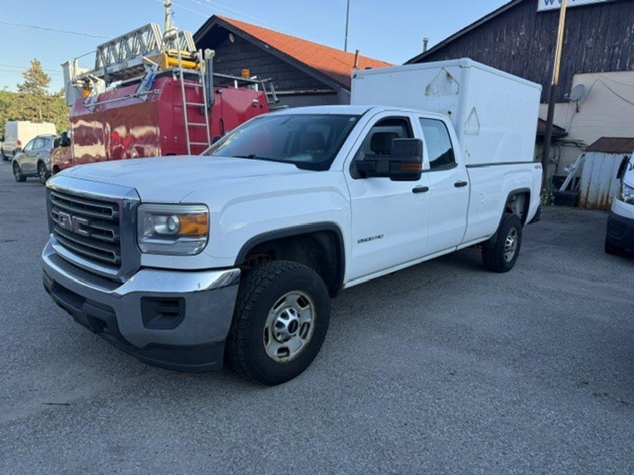2015 GMC SIERRA 2500HD 4WD Double Cab 158.1  WT Photo