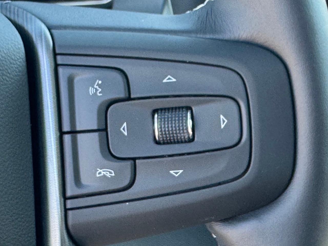 2026 GMC Sierra 1500 Crew Cab Short Box 4-Wheel Drive Denali Ultimate Photo