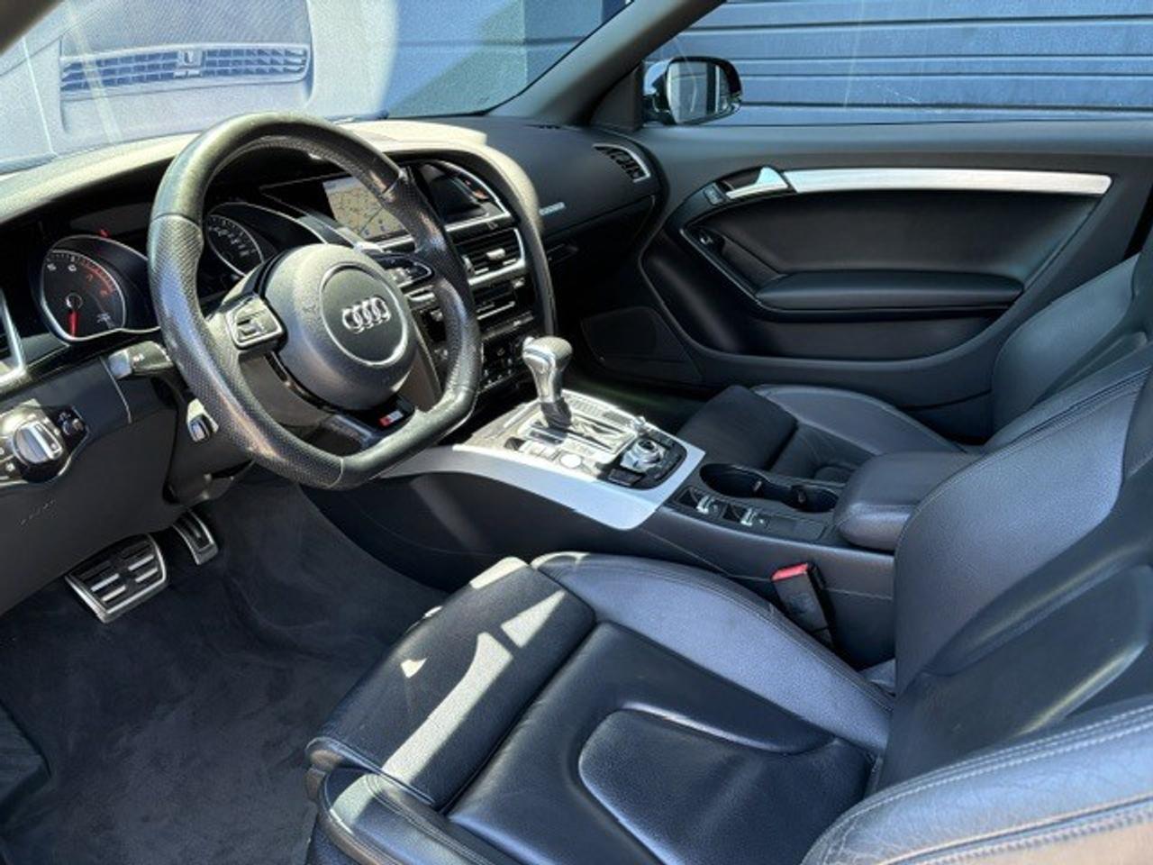 2016 Audi A5 Cabriolet quattro 2.0T Premium, LOW KMS, STYLE!! Photo