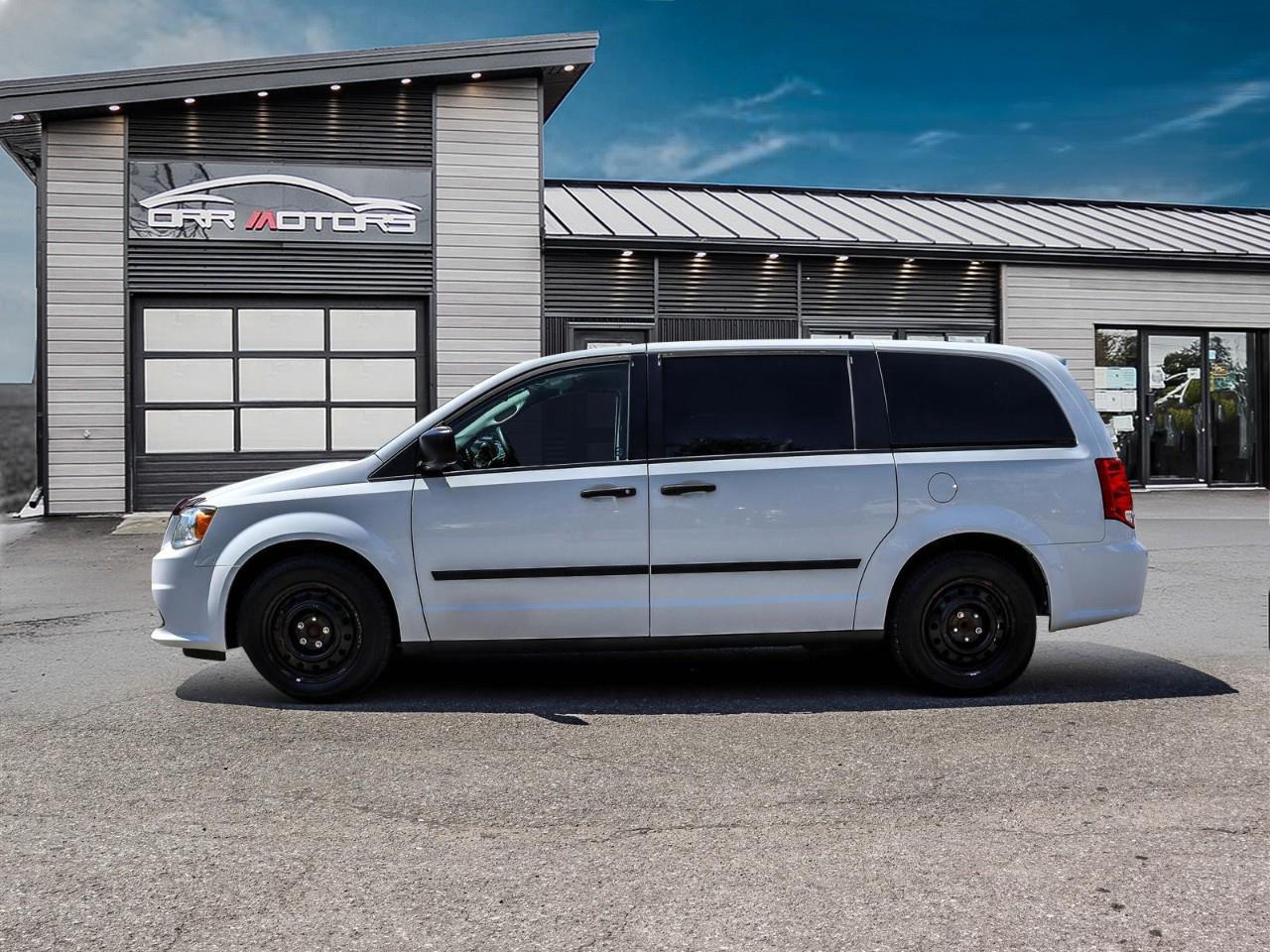 2016 Dodge Grand Caravan SE/SXT Passenger Van Photo
