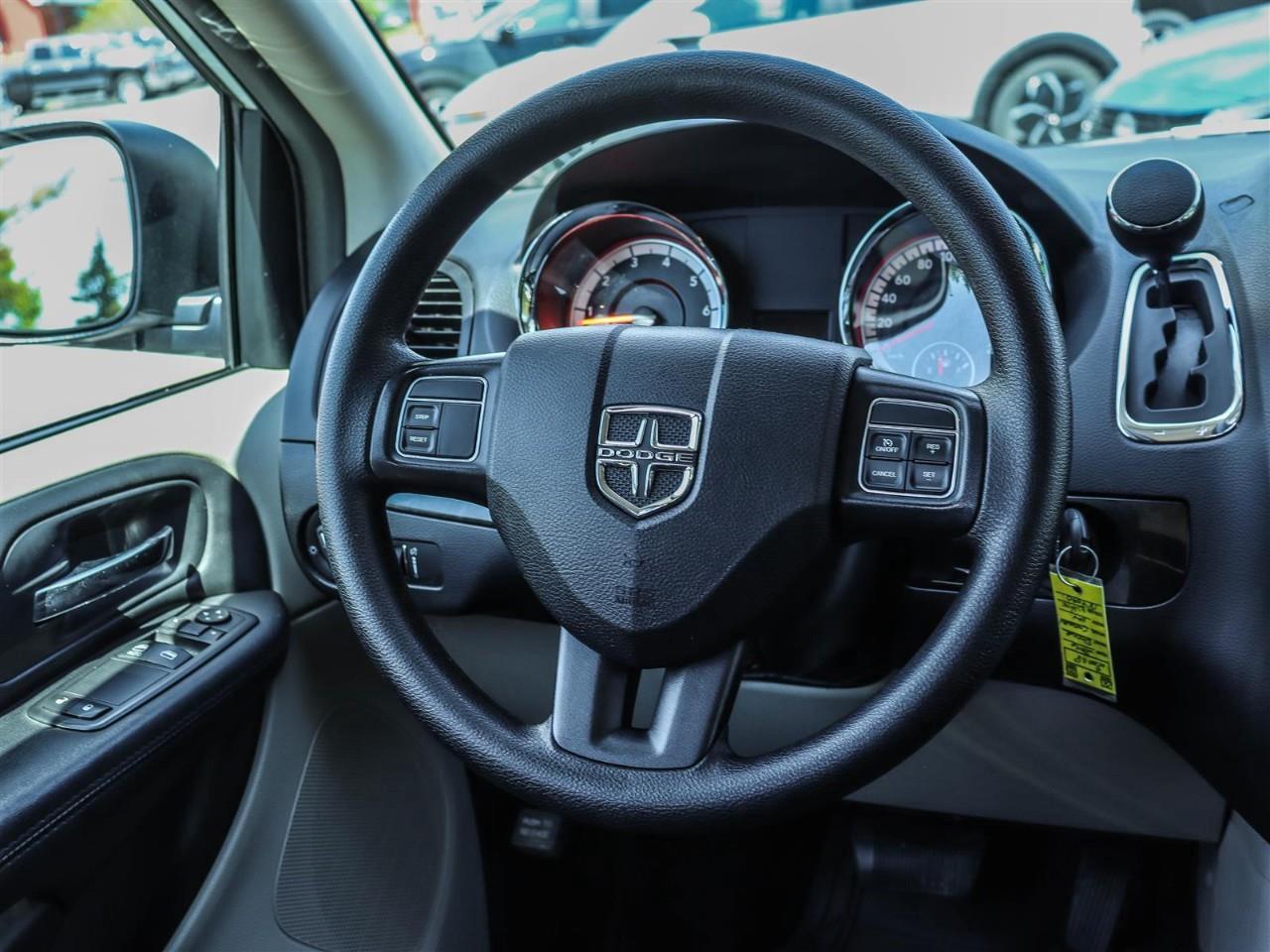 2016 Dodge Grand Caravan SE/SXT Passenger Van Photo