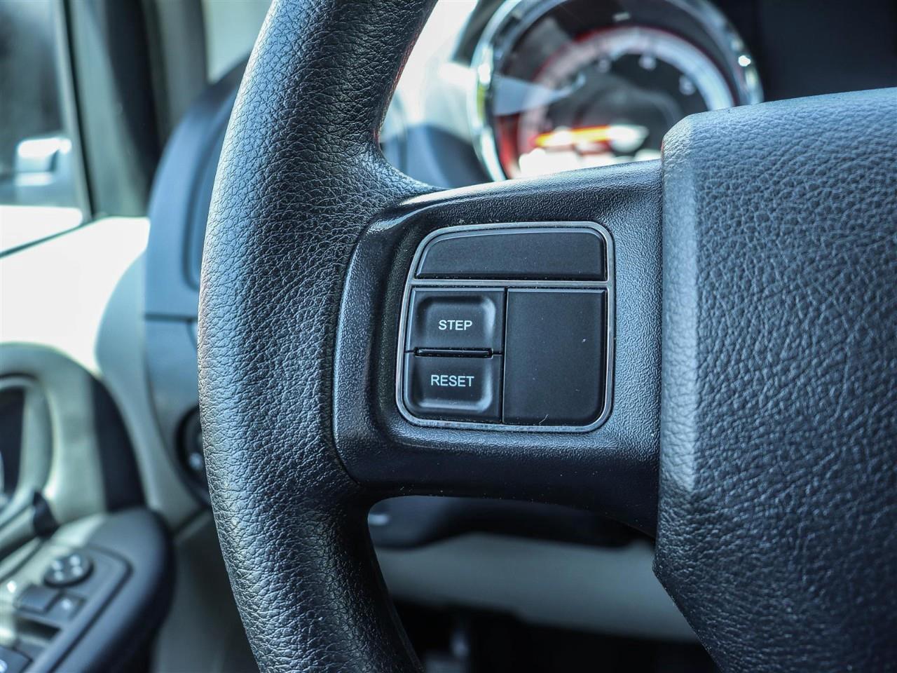 2016 Dodge Grand Caravan SE/SXT Passenger Van Photo