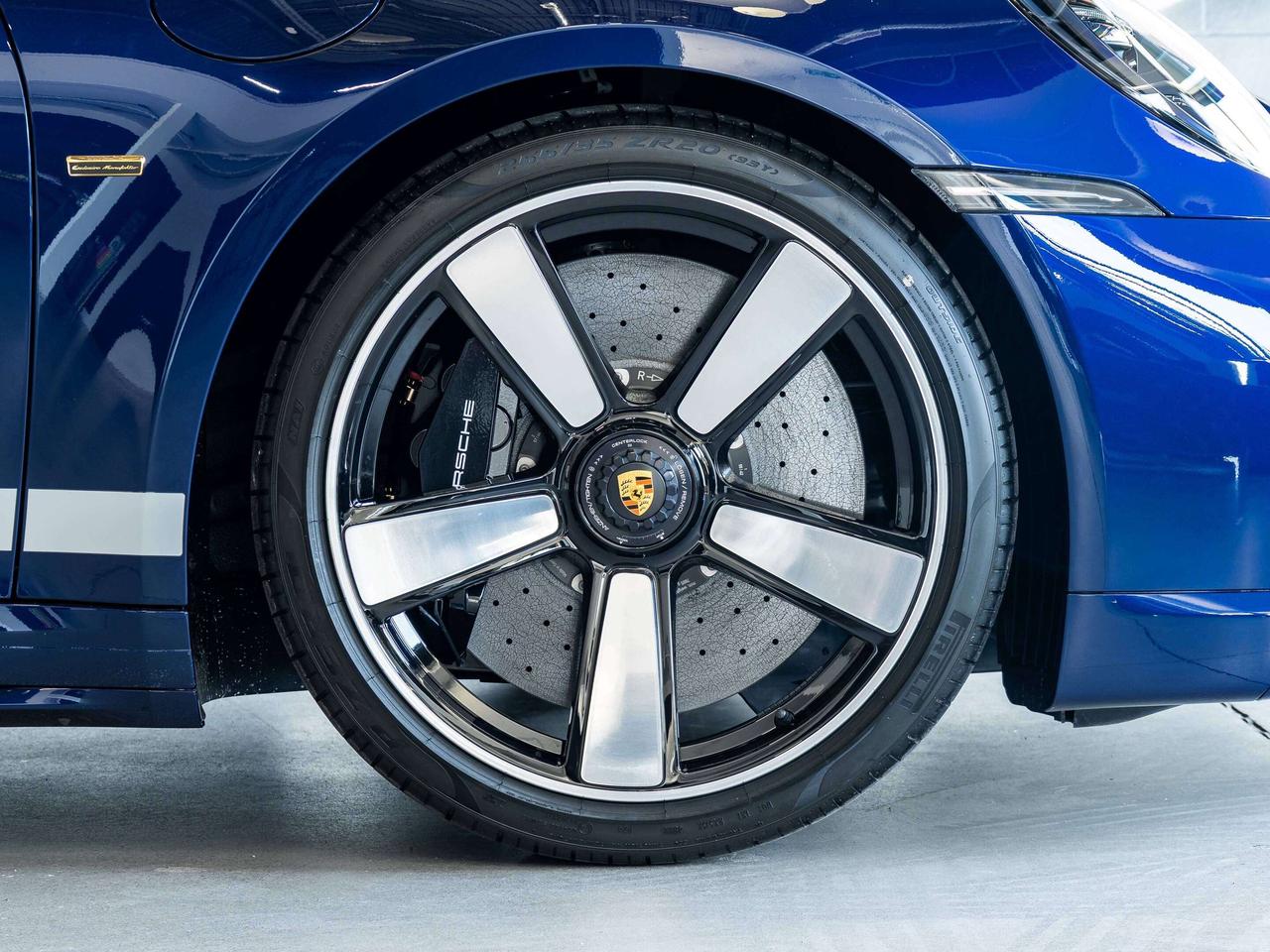 2023 Porsche 911 Sport Classic Photo
