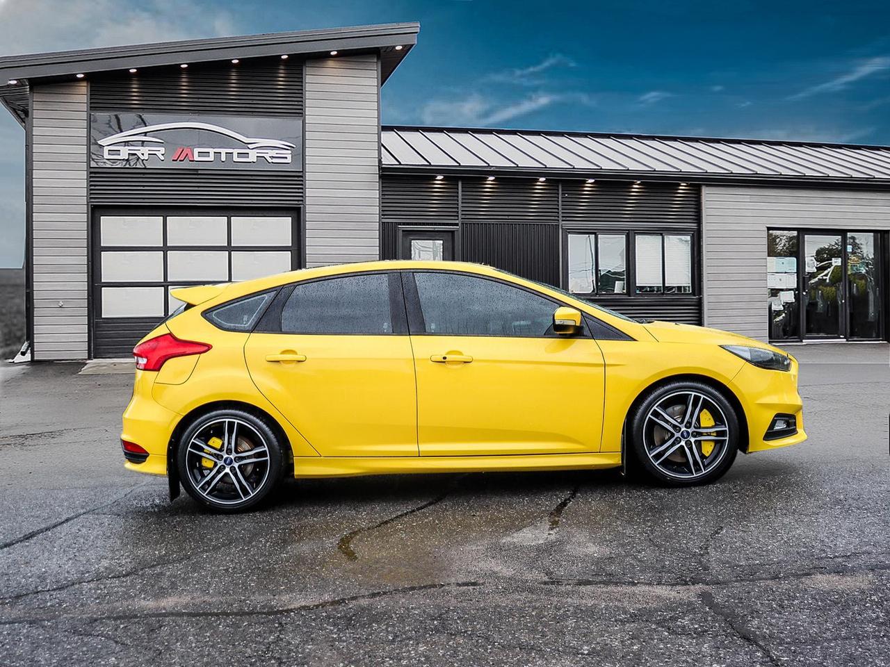 2018 Ford Focus ST ST Photo