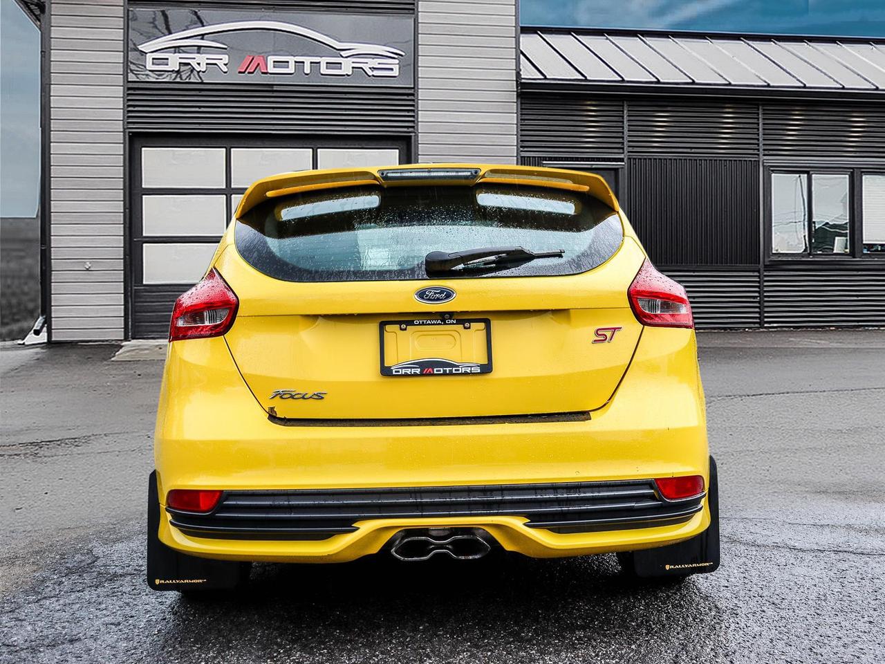 2018 Ford Focus ST ST Photo