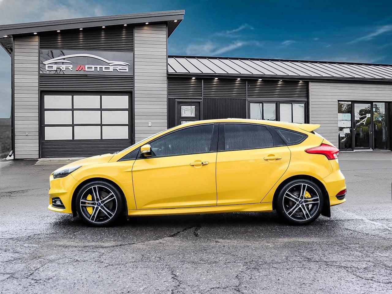 2018 Ford Focus ST ST Photo