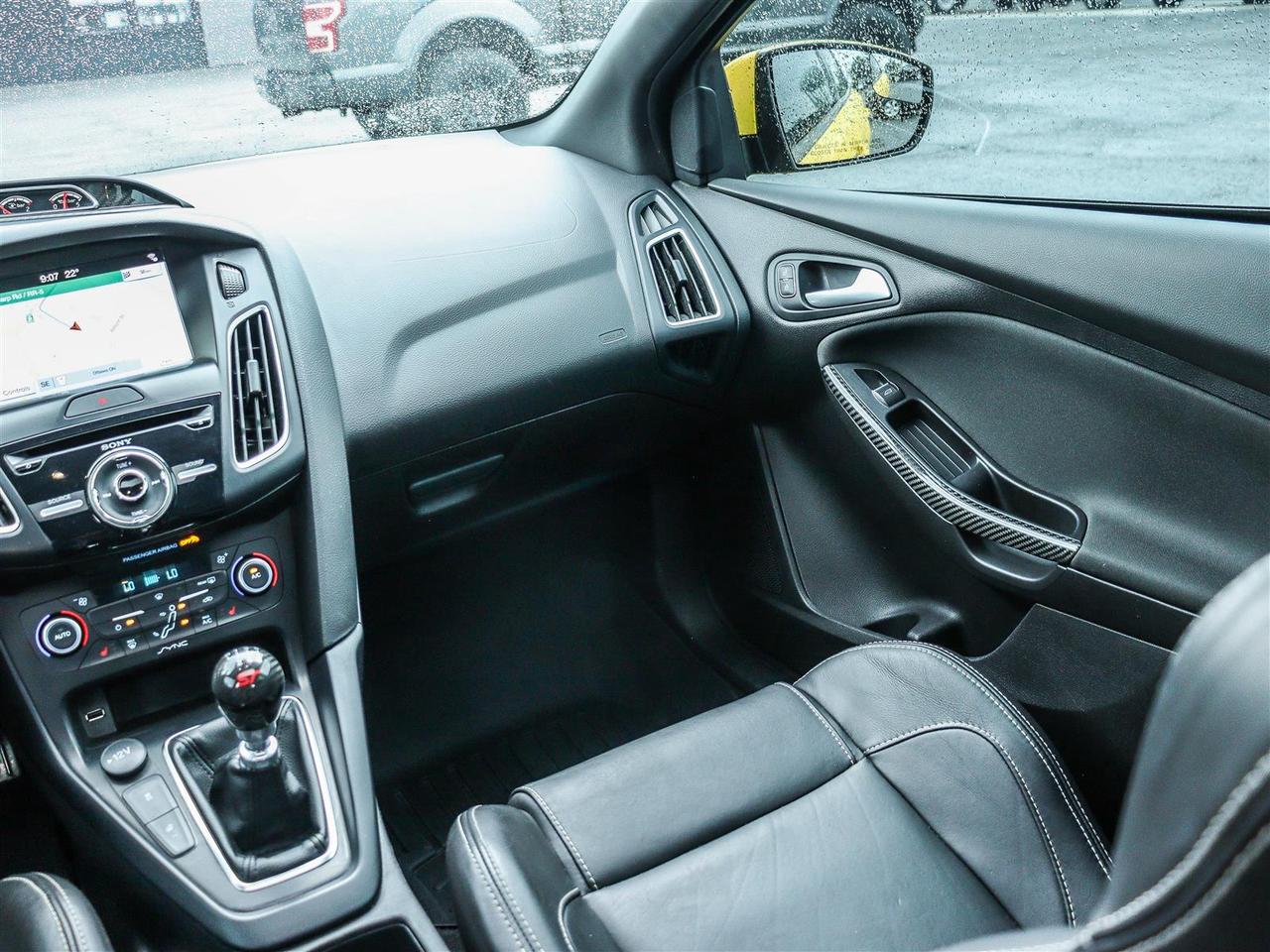 2018 Ford Focus ST ST Photo