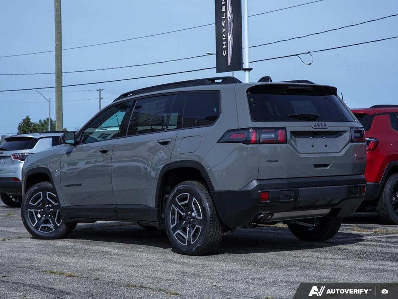 2026 Jeep Cherokee Laredo/Limited 4dr 4x4 Photo