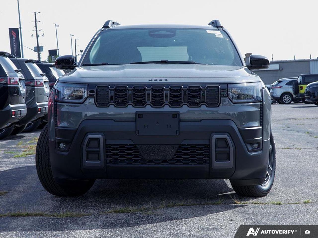 2026 Jeep Cherokee Laredo/Limited 4dr 4x4 Photo