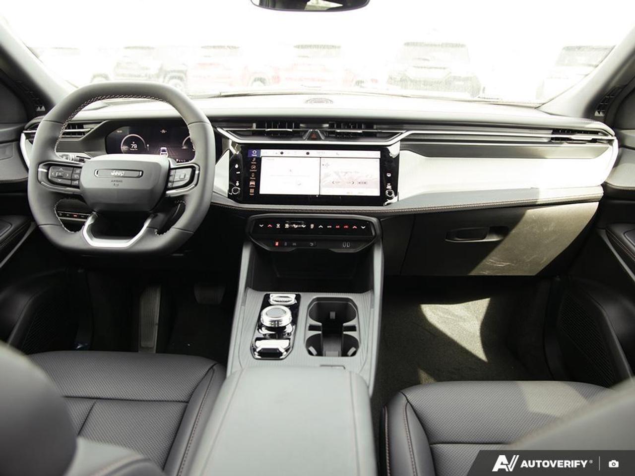 2026 Jeep Cherokee Laredo/Limited 4dr 4x4 Photo