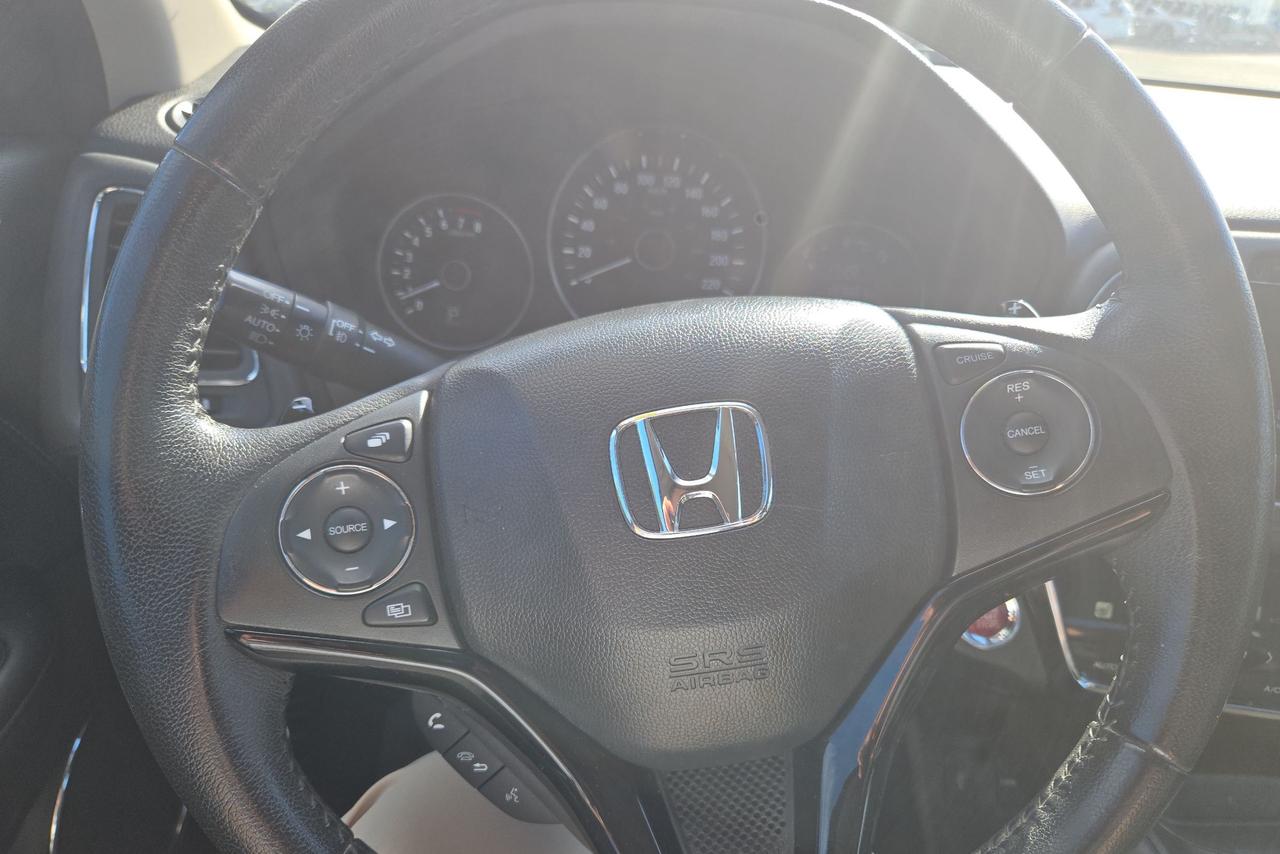 2017 Honda HR-V EX-L Photo