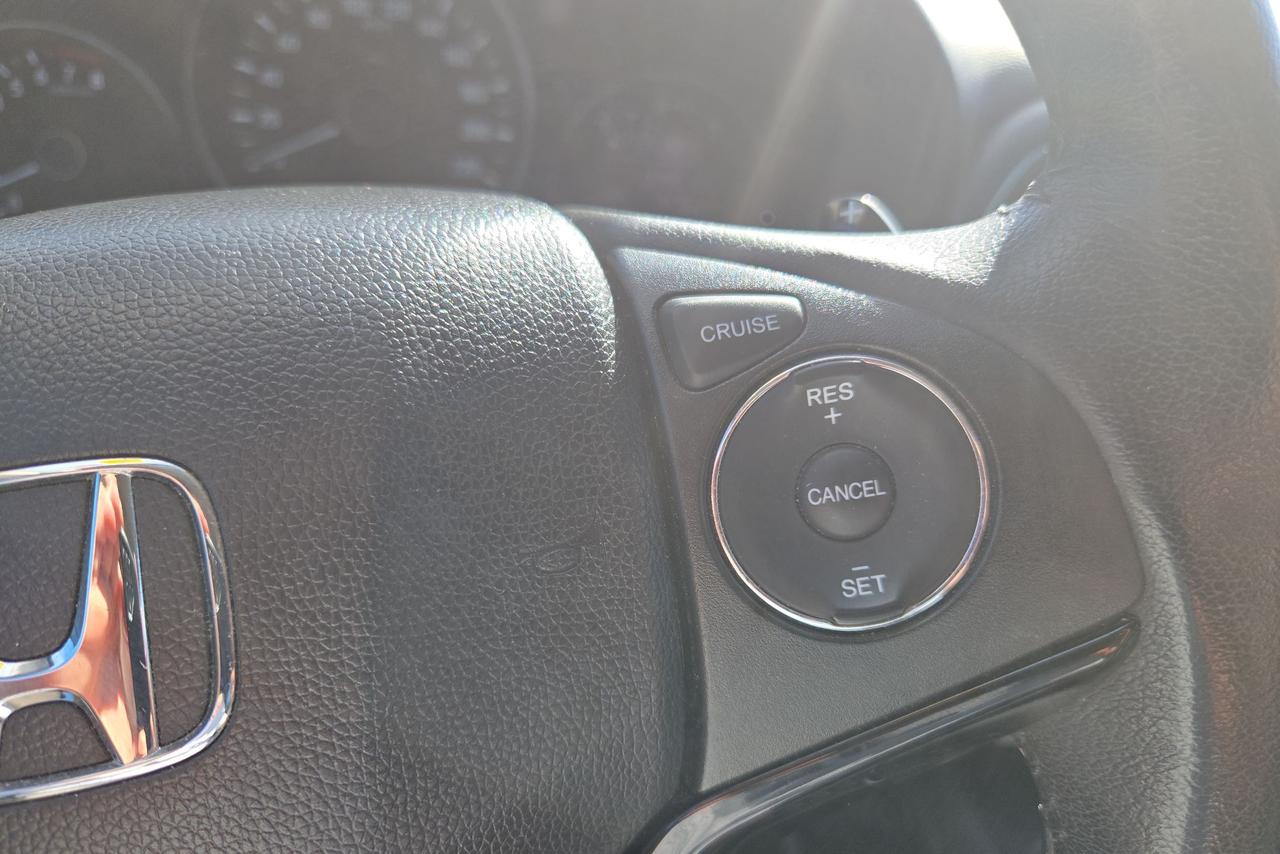 2017 Honda HR-V EX-L Photo