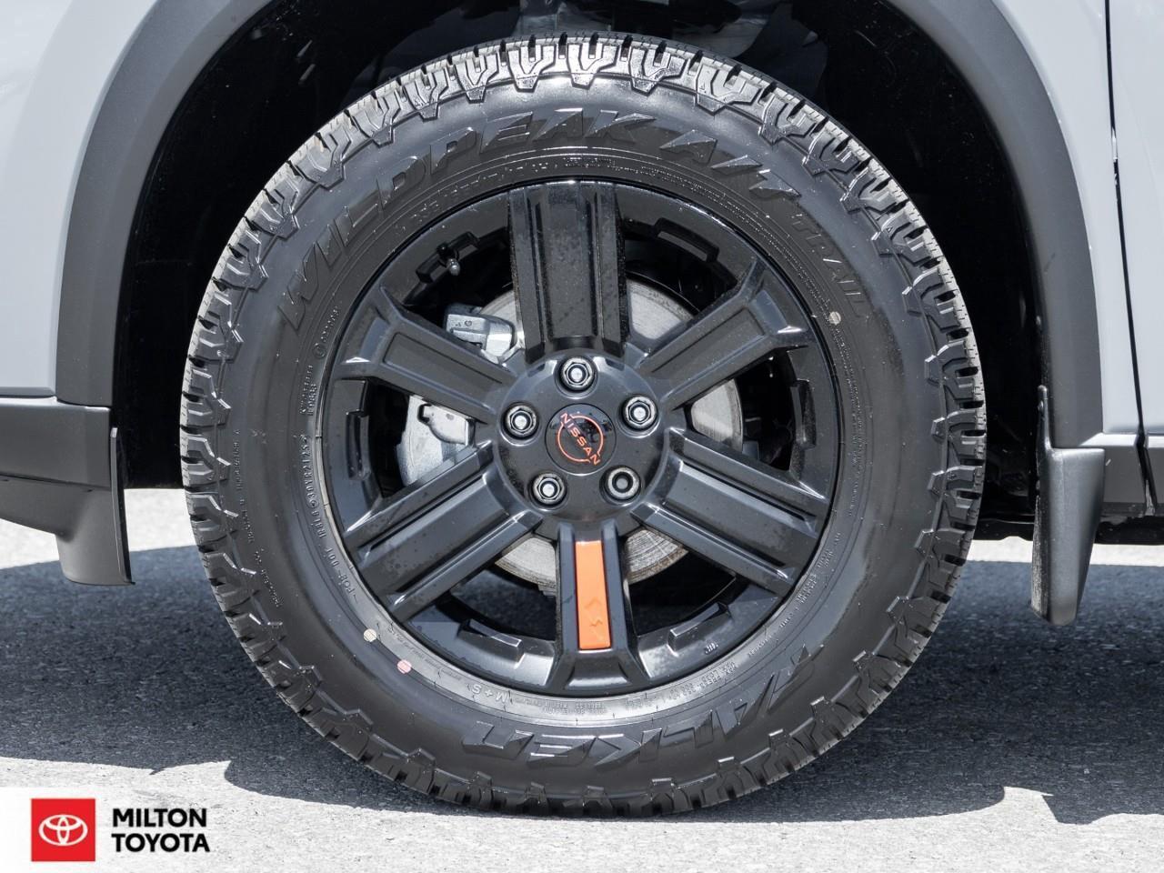 2026 Nissan Rogue LEATHERETTE SEATS BLACK WHEELS ROOF RACK HEATED ST Photo3