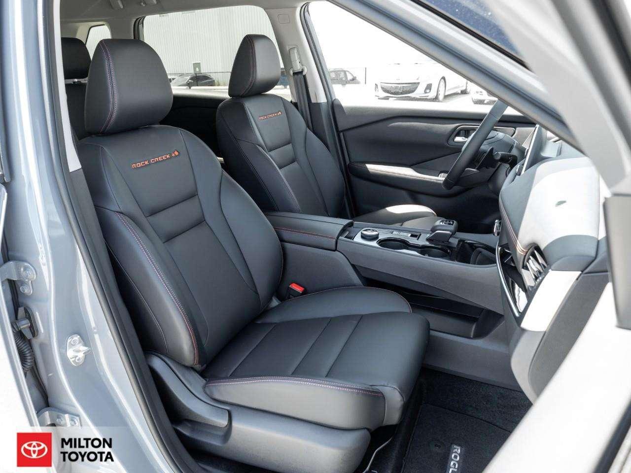 2026 Nissan Rogue LEATHER SEATS BLACK WHEELS HEATED STEERING ONE OWNER CARPLAY BIRDS EYE CAMERA Rock Creek Photo