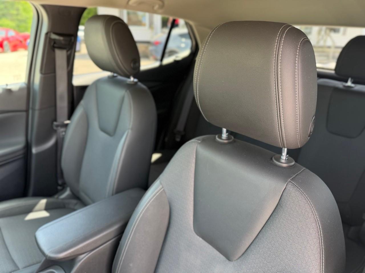 2022 Buick Encore GX Preferred All-Wheel Drive Photo