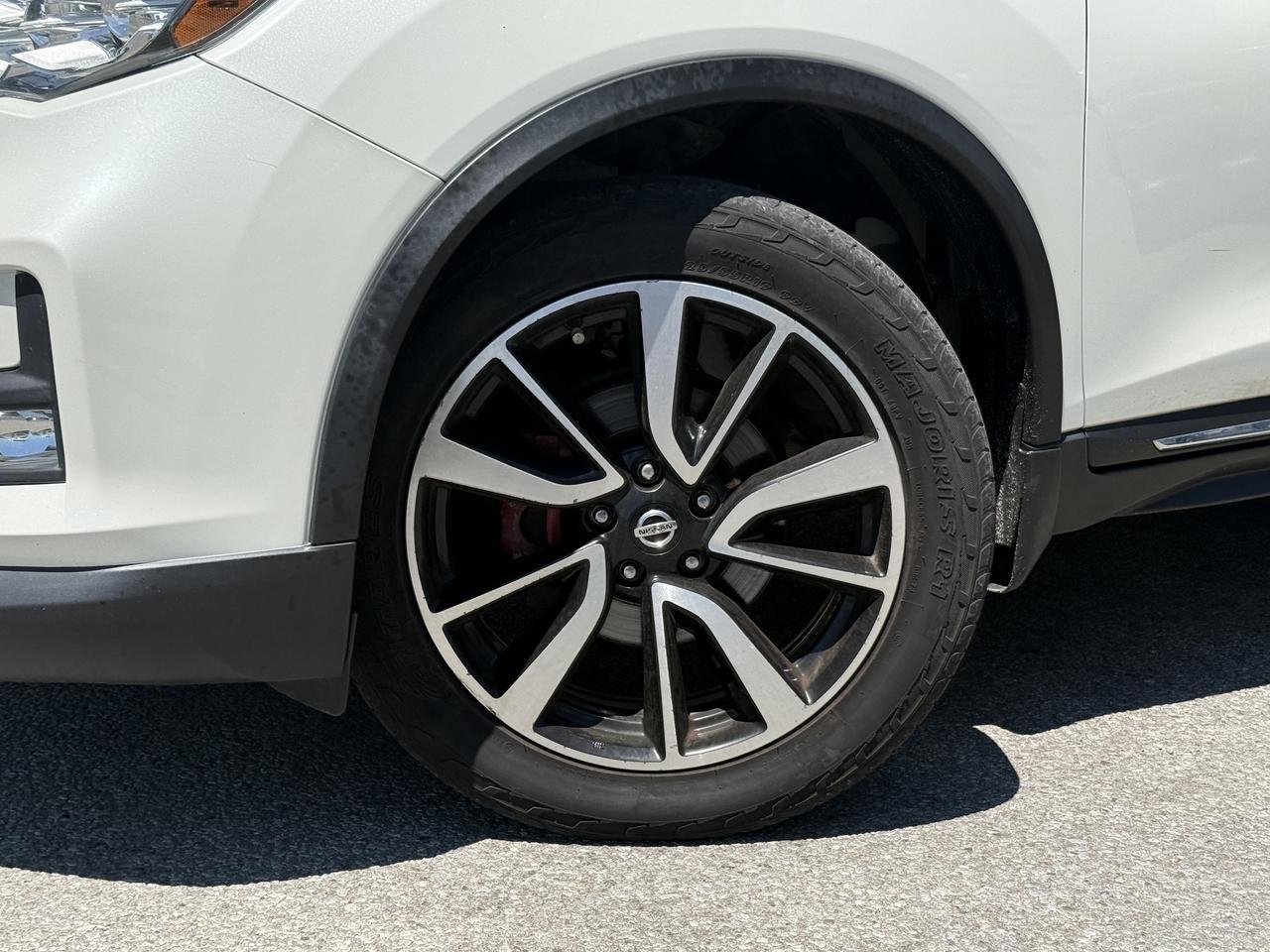2019 Nissan Rogue SL l AWD l 2.5L l 4Cyl l Gas l Auto l 360 Cam Photo3