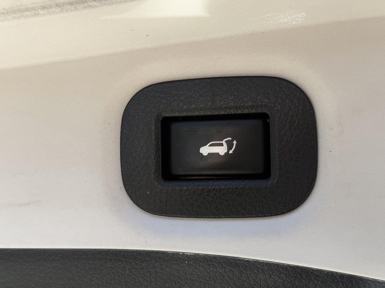 2019 Nissan Rogue SL l AWD l 2.5L l 4Cyl l Gas l Auto l 360 Cam Photo