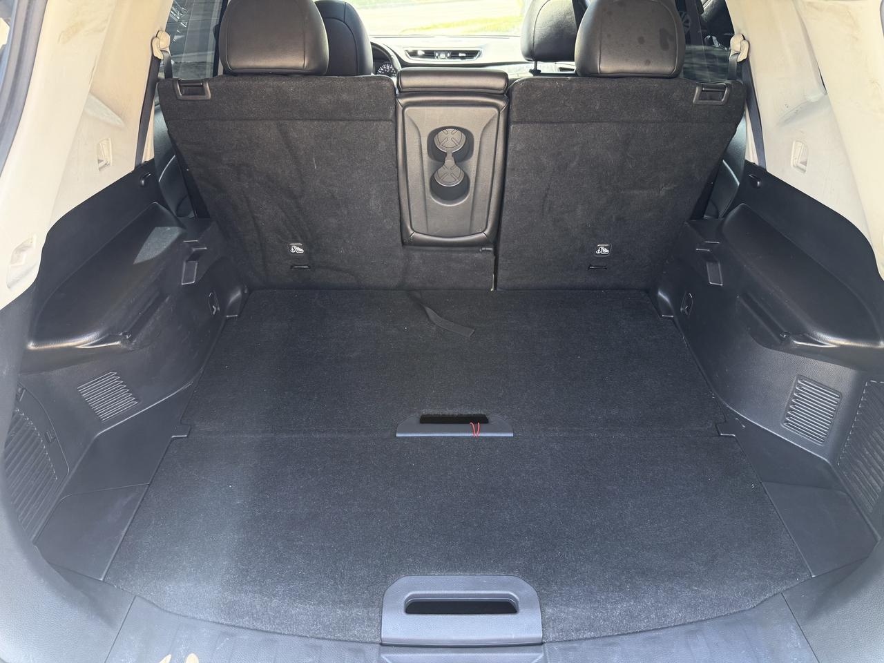 2019 Nissan Rogue SL l AWD l 2.5L l 4Cyl l Gas l Auto l 360 Cam Photo