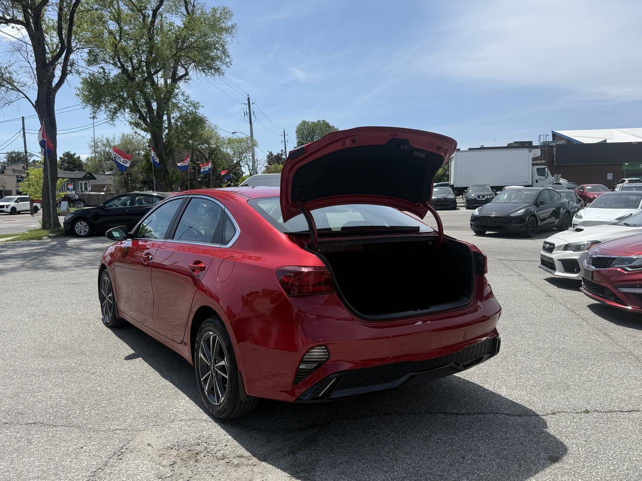 2023 Kia Forte EX l FWD l KIA Warranty l 2.0L l 4Cyl l Auto Photo