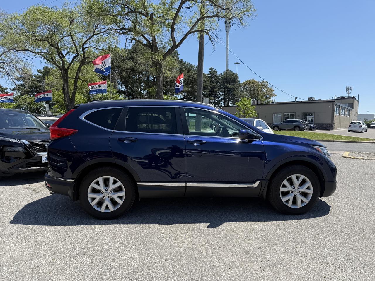 2019 Honda CR-V Touring l AWD l 1.5L l 4Cyl l Auto l Eco Vehicle Photo4