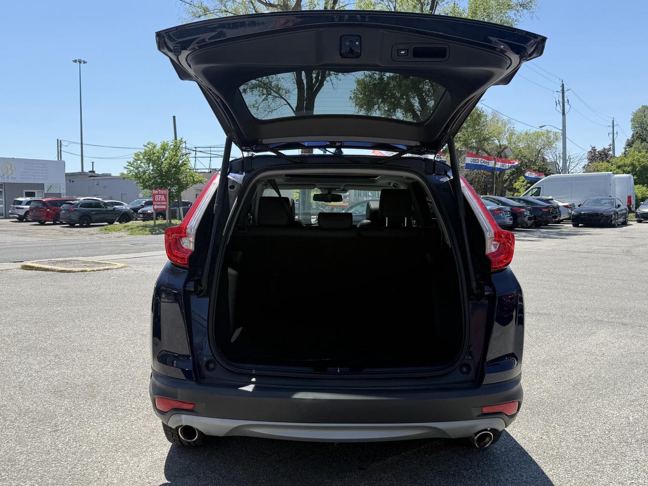 2019 Honda CR-V Touring l AWD l 1.5L l 4Cyl l Auto l Eco Vehicle Photo