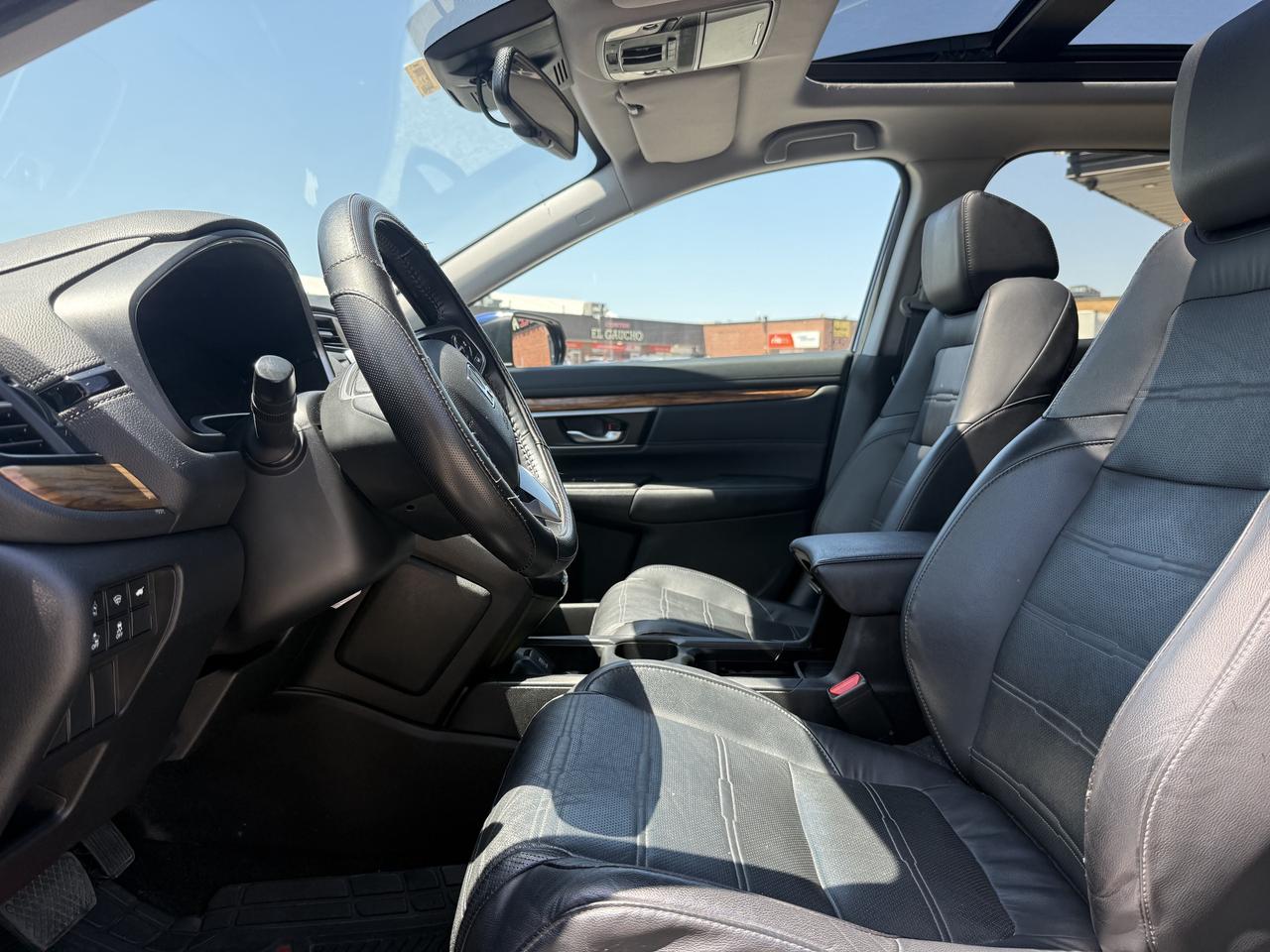 2019 Honda CR-V Touring l AWD l 1.5L l 4Cyl l Auto l Eco Vehicle Photo