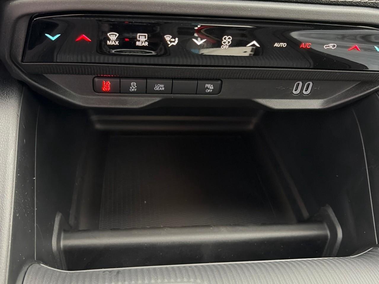 2026 Jeep Cherokee  Photo