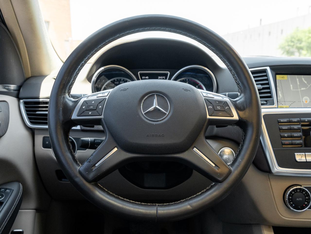 2012 Mercedes-Benz M-Class 4MATIC 4dr ML 350 BlueTEC,  Nav, Camera Photo