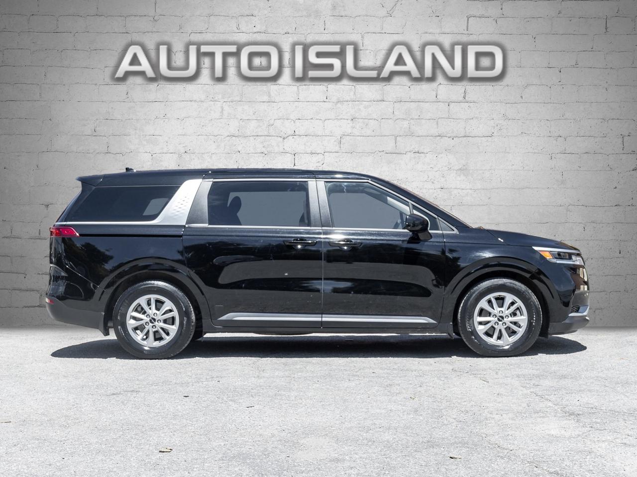 2024 Kia Carnival LX FWD, Camera Photo2