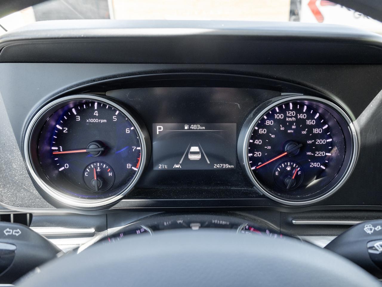 2024 Kia Carnival LX FWD, Camera Photo