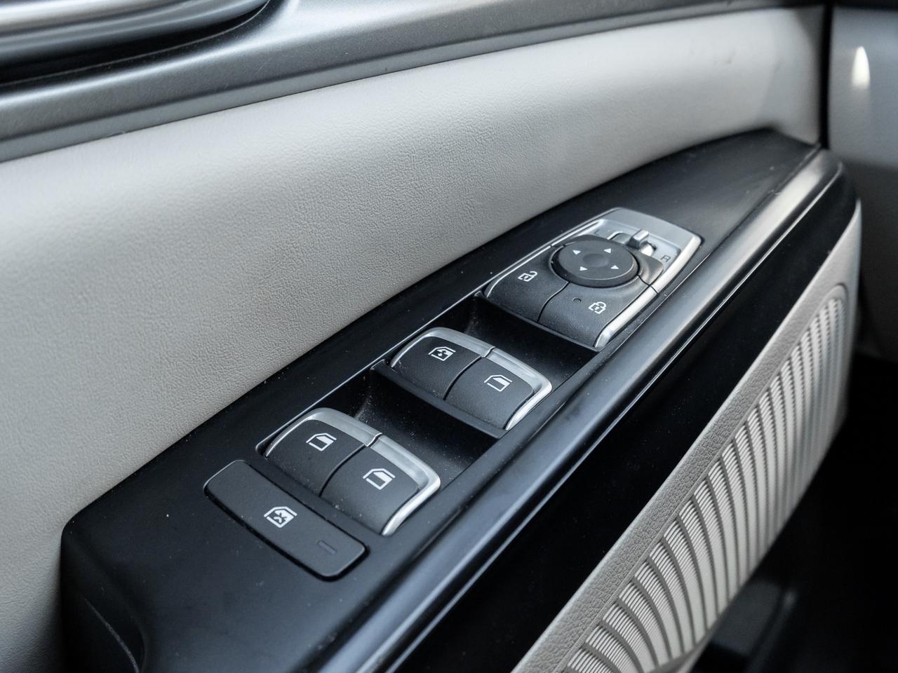 2024 Kia Carnival LX FWD, Camera Photo