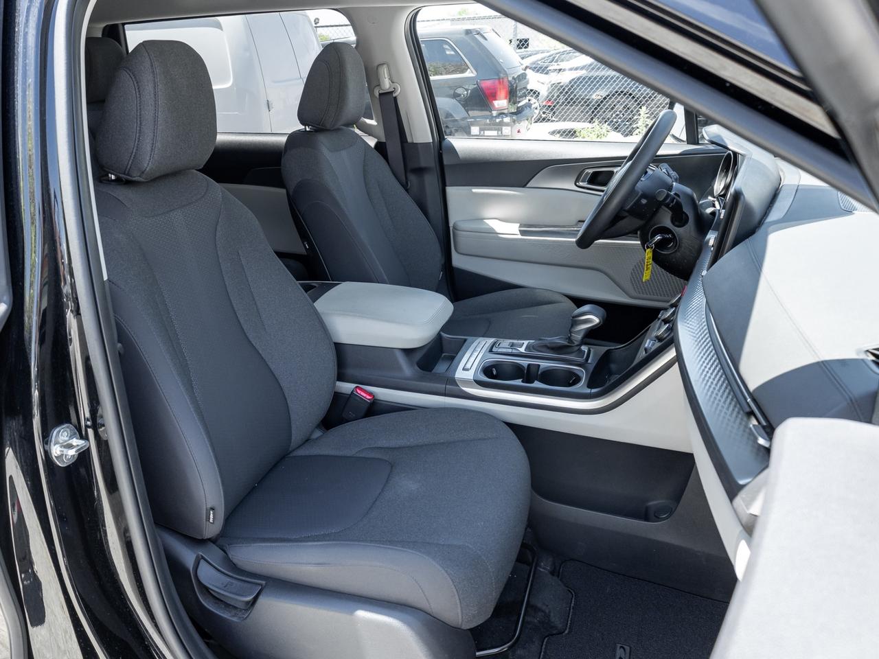 2024 Kia Carnival LX FWD, Camera Photo