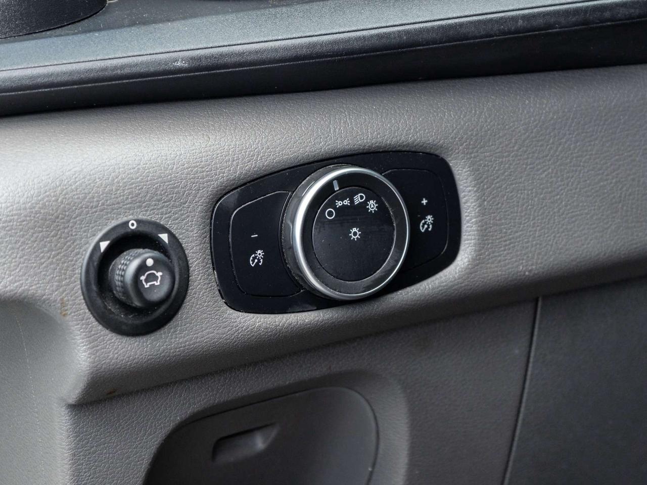 2020 Ford Transit T-150 130 Low Rf 8670 GVWR RWD, Camera Photo
