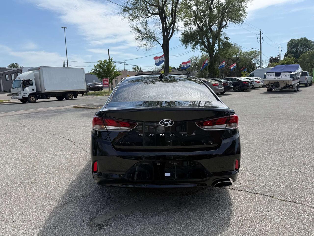 2019 Hyundai Sonata Preferred l FWD l CarPlay l FWD l 2.5L l 4Cyl Photo