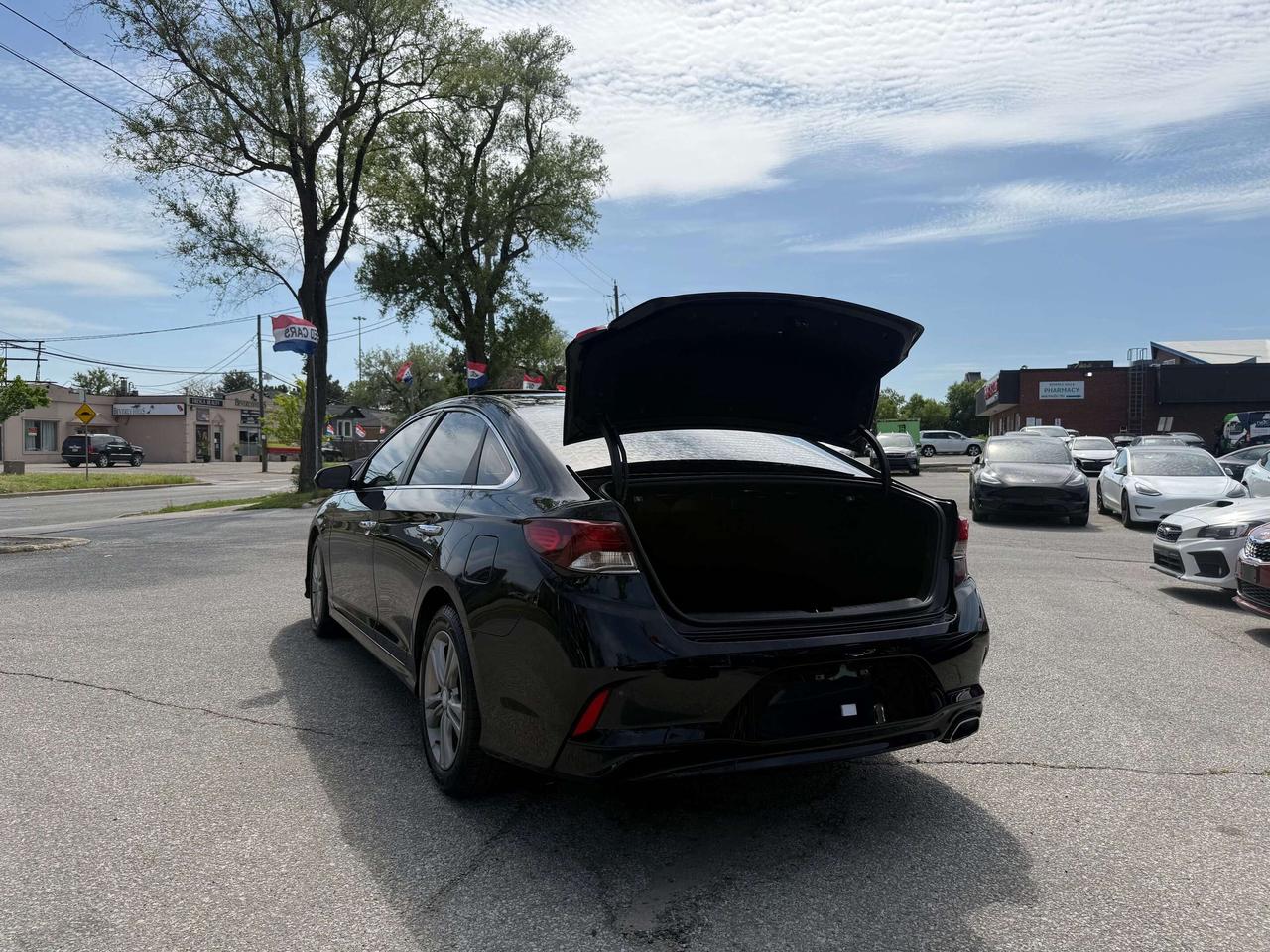 2019 Hyundai Sonata Preferred l FWD l CarPlay l FWD l 2.5L l 4Cyl Photo