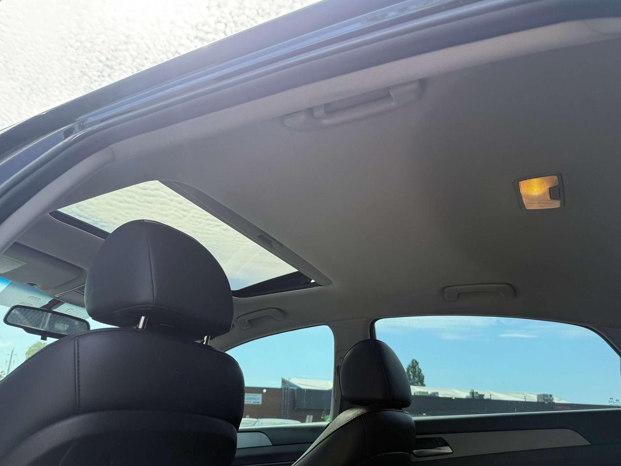 2019 Hyundai Sonata Preferred l FWD l CarPlay l FWD l 2.5L l 4Cyl Photo