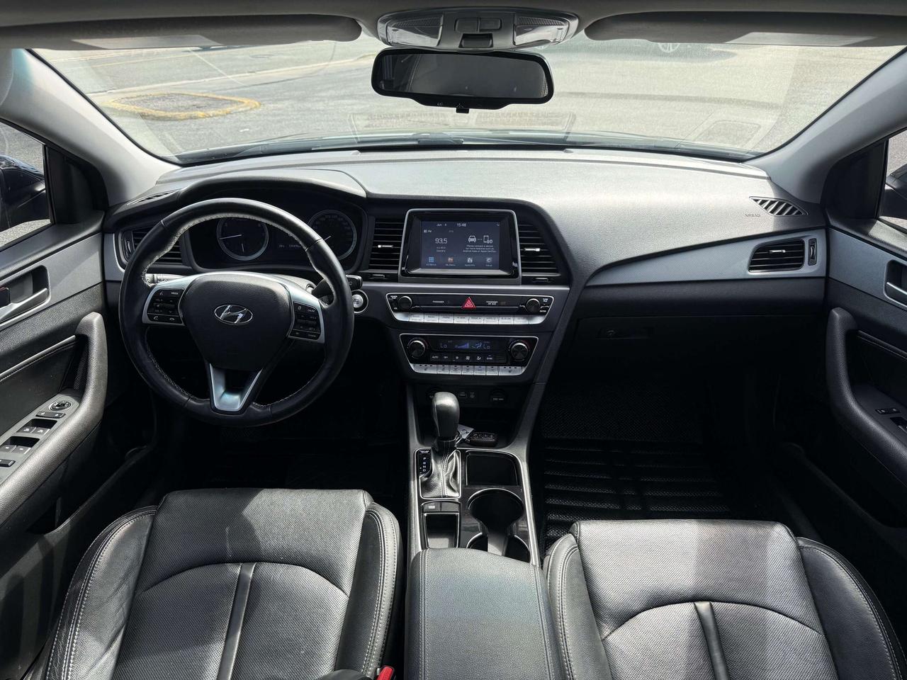2019 Hyundai Sonata Preferred l FWD l CarPlay l FWD l 2.5L l 4Cyl Photo