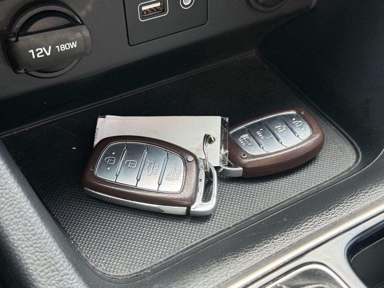 2019 Hyundai Sonata Preferred l FWD l CarPlay l FWD l 2.5L l 4Cyl Photo