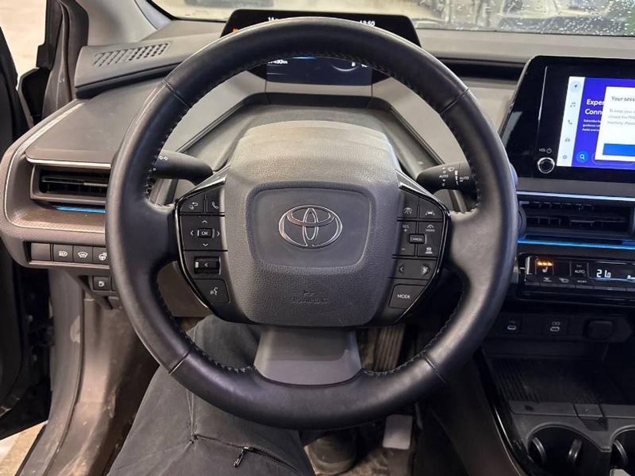 2024 Toyota Prius NoAccidents l AWD-e l XLE l Toyota Warranty Photo