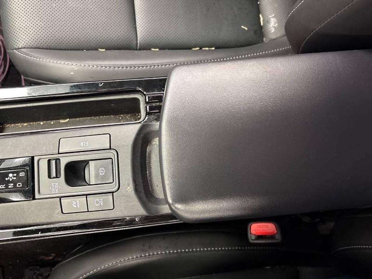 2024 Toyota Prius NoAccidents l AWD-e l XLE l Toyota Warranty Photo