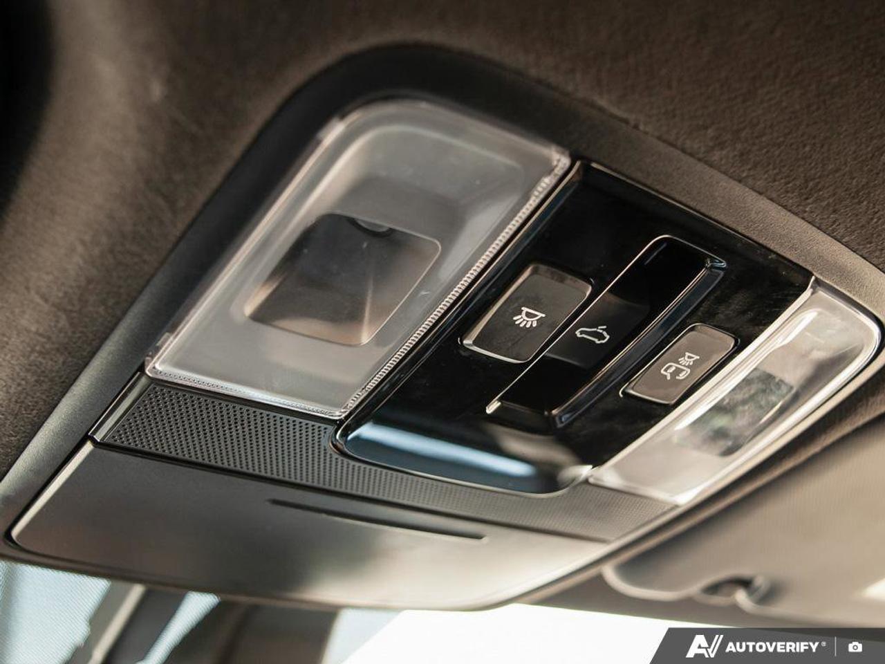 2022 Kia Forte5 GT   Heated Seats & Steering Wheel   Sunroof   app Photo