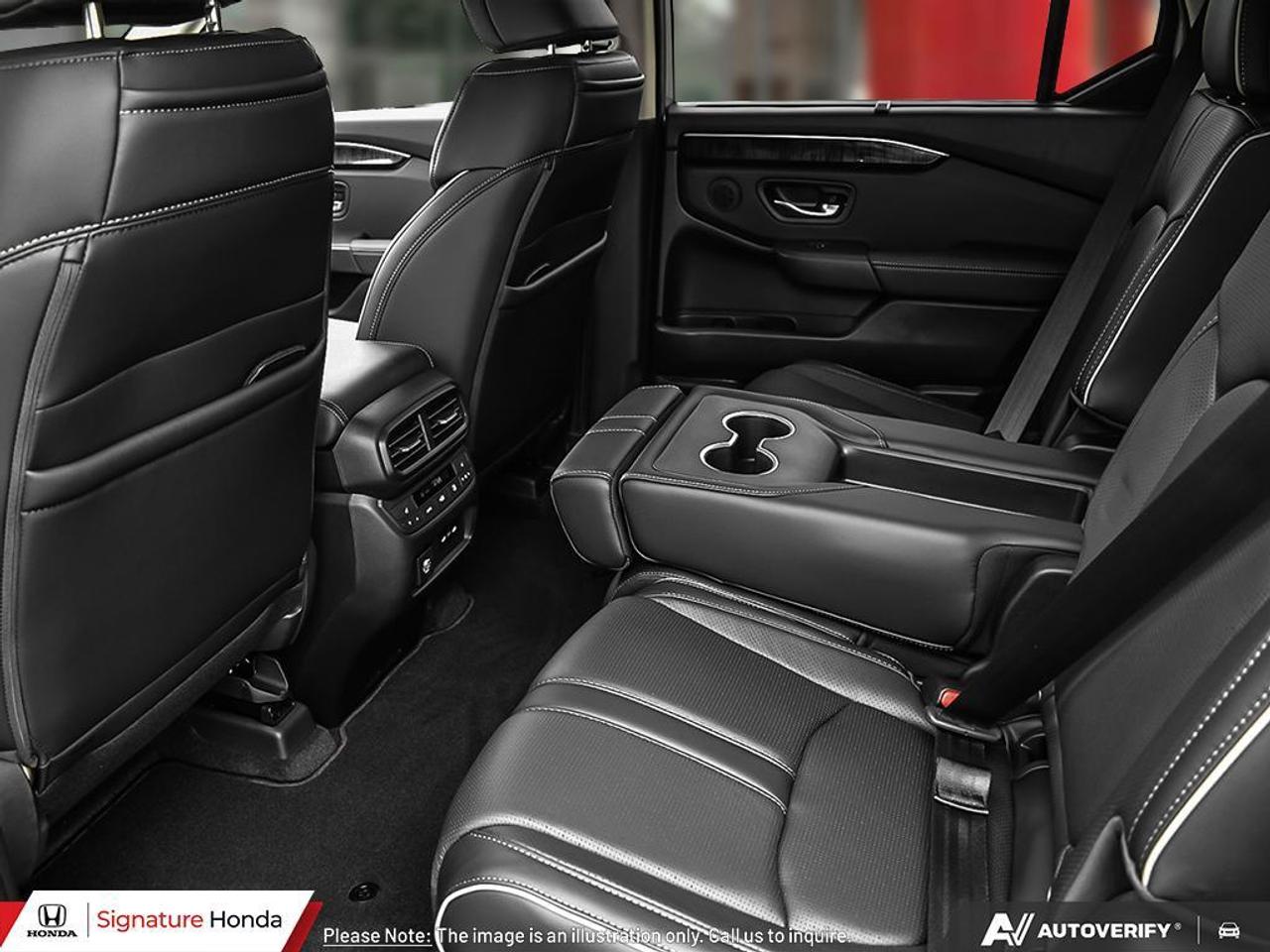 2025 Honda Pilot Touring Photo